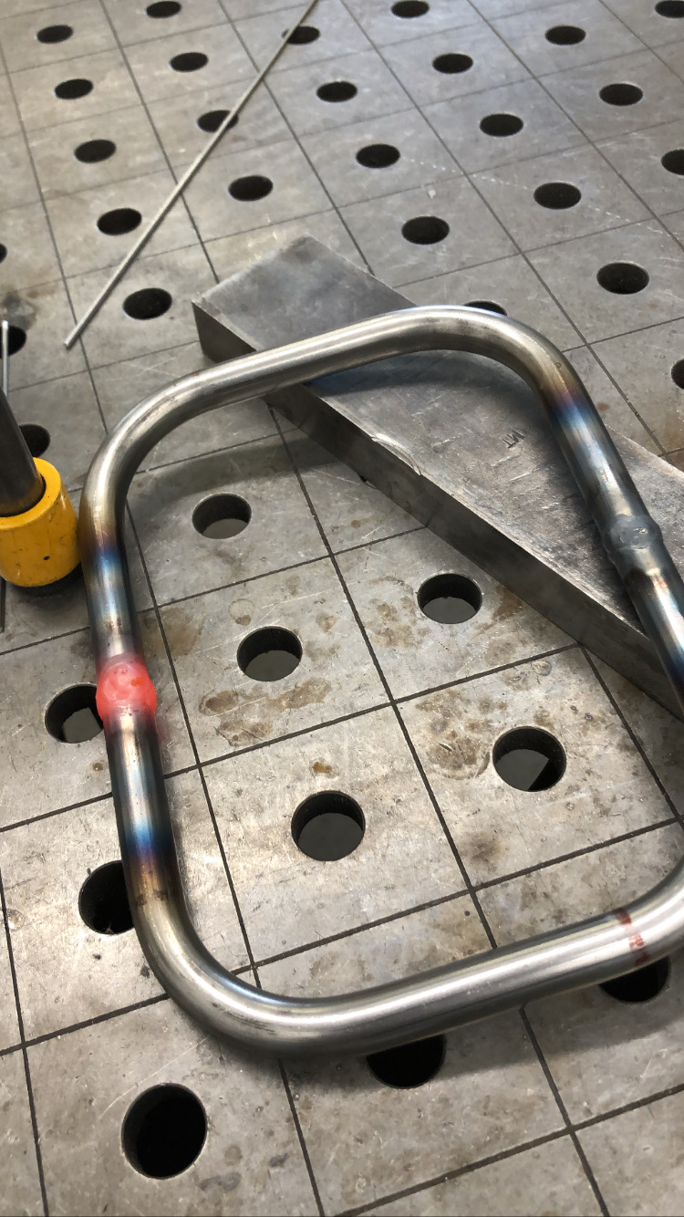 Welding the U-pieces together